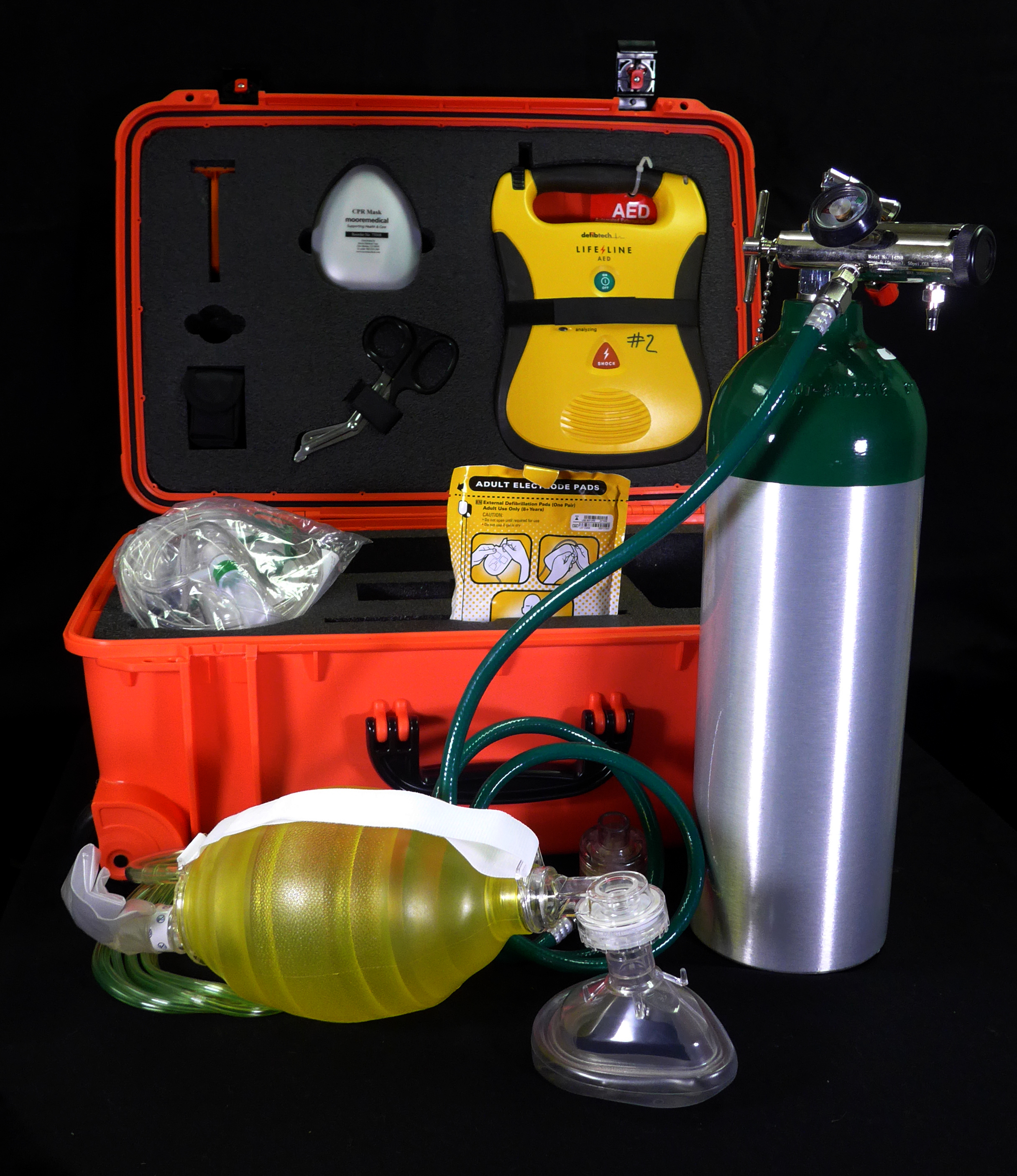The contents of the oxygen and AED combined kit